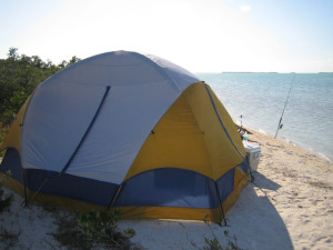 beach-camping-1361630-640x480